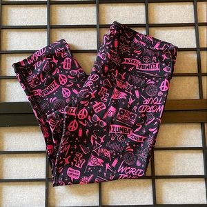 Zumba Capri length leggings, size Medium